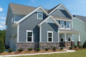 reputable-roofing-company - shingle roof house